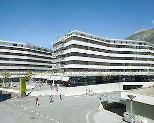 Foto Wohn- und Geschäftshaus "Brückenweg", Visp