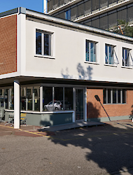 Herzlich willkommen bei uns auf dem Areal, Francka!