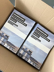 Frisch gedruckt: Unser Faltblatt "Zusammenleben"